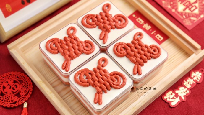 Chinese Knot Cream Cake Recipe